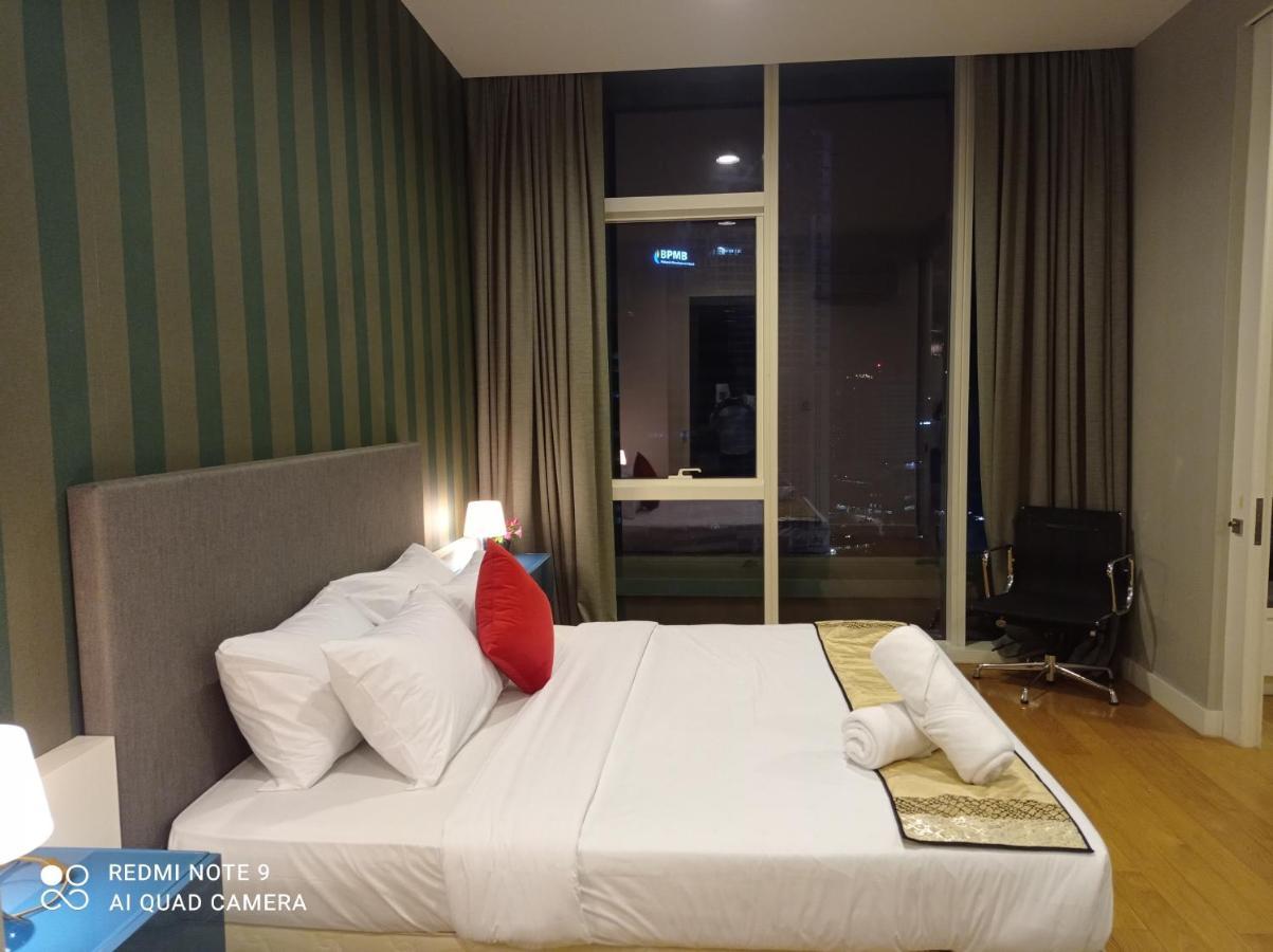 Grand Suite At Platinum Klcc Куала-Лумпур Экстерьер фото