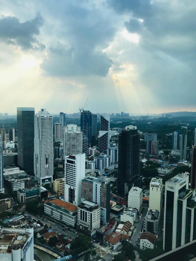 Grand Suite At Platinum Klcc Куала-Лумпур Экстерьер фото